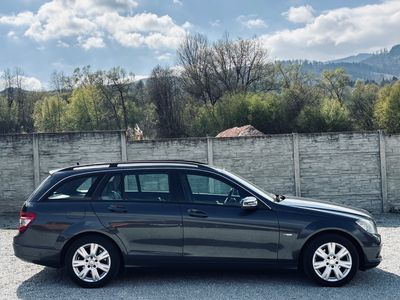 Mercedes-Benz C trieda Kombi 200 CDI Elegance - fotografia 16