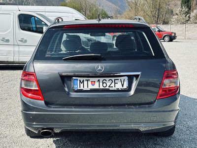 Mercedes-Benz C trieda Kombi 200 CDI Elegance - fotografia 18