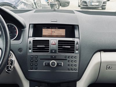 Mercedes-Benz C trieda Kombi 200 CDI Elegance - fotografia 27