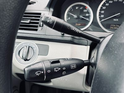 Mercedes-Benz C trieda Kombi 200 CDI Elegance - fotografia 38