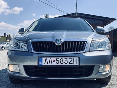 Škoda Octavia Combi 1.6 TDI CR DPF 4x4 Business - fotografia 10