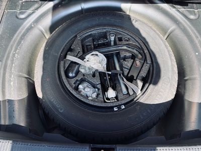 Škoda Octavia Combi 1.6 TDI CR DPF 4x4 Business - fotografia 21