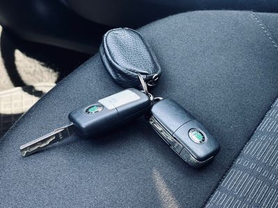 Škoda Octavia Combi 1.6 TDI CR DPF 4x4 Business - fotografia 33