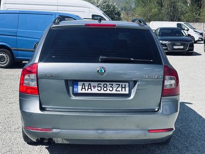 Škoda Octavia Combi 1.6 TDI CR DPF 4x4 Business - 4