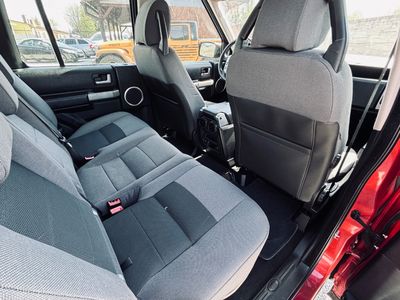 Land Rover Discovery 2.7 TDV6 S A/T - fotografia 22