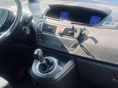 Citroën C4 Picasso 1.6 HDi 16V Confort - fotografia 17