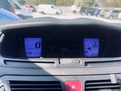 Citroën C4 Picasso 1.6 HDi 16V Confort - fotografia 21