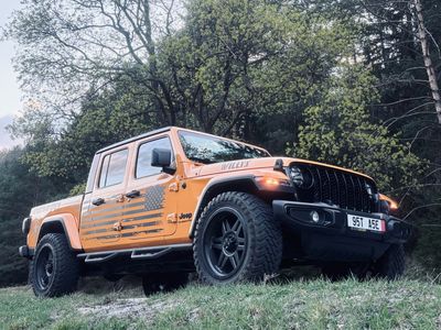 Jeep Gladiator 3.6 V6 automat R22 top stav - fotografia 10