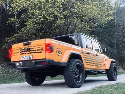 Jeep Gladiator 3.6 V6 automat R22 top stav - fotografia 15