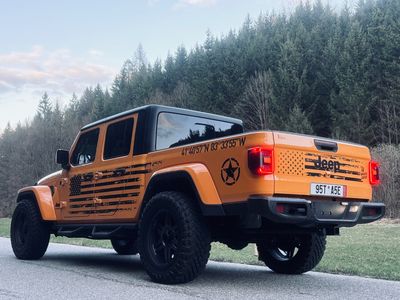 Jeep Gladiator 3.6 V6 automat R22 top stav - fotografia 16