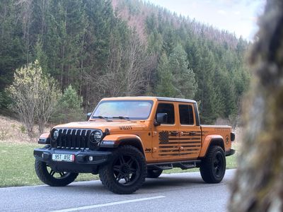 Jeep Gladiator 3.6 V6 automat R22 top stav - fotografia 17
