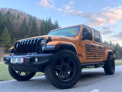 Jeep Gladiator 3.6 V6 automat R22 top stav - fotografia 18