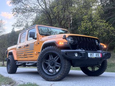 Jeep Gladiator 3.6 V6 automat R22 top stav - fotografia 22