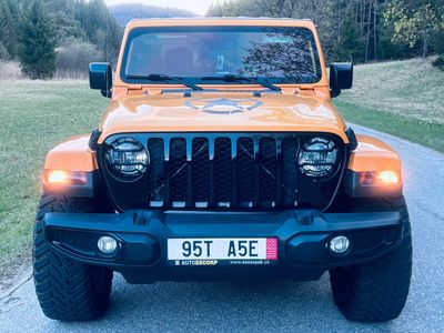 Jeep Gladiator 3.6 V6 automat R22 top stav - fotografia 24