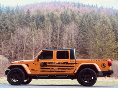 Jeep Gladiator 3.6 V6 automat R22 top stav - 3