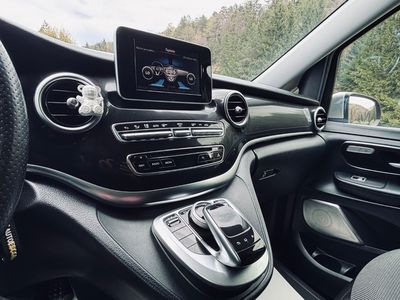Mercedes-Benz V trieda V250 d extralang A/T - fotografia 35