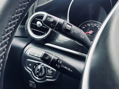 Mercedes-Benz V trieda V250 d extralang A/T - fotografia 37