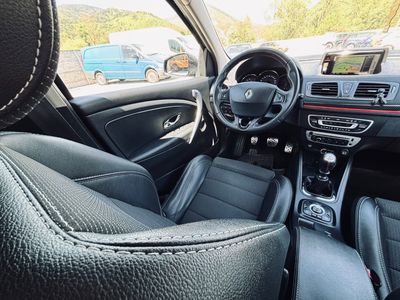 Renault Mégane Grandtour 1.5 dCi GT Style - fotografia 38