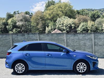 Kia Ceed 1.0 T-GDi Amber - fotografia 16