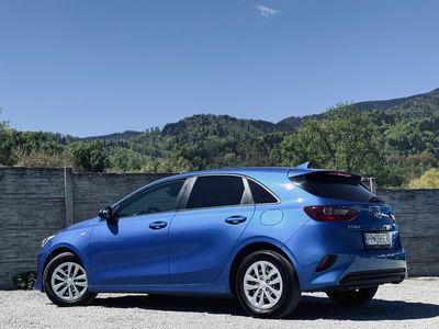 Kia Ceed 1.0 T-GDi Amber - fotografia 19