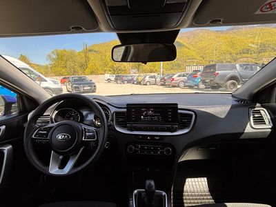 Kia Ceed 1.0 T-GDi Amber - fotografia 32