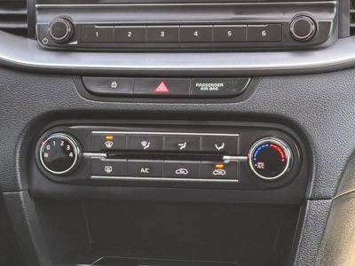 Kia Ceed 1.0 T-GDi Amber - fotografia 38