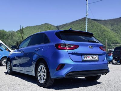 Kia Ceed 1.0 T-GDi Amber - fotografia 9