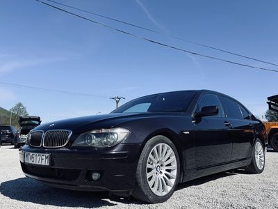 BMW Rad 7 750 i Long A/T - fotografia 10