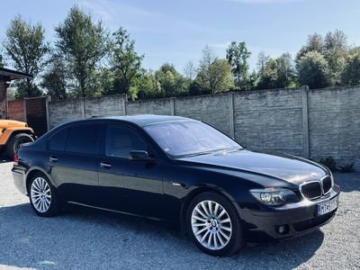BMW Rad 7 750 i Long A/T - fotografia 13