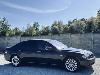BMW Rad 7 750 i Long A/T - fotografia 14