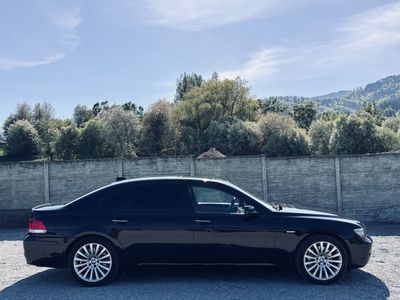 BMW Rad 7 750 i Long A/T - fotografia 15