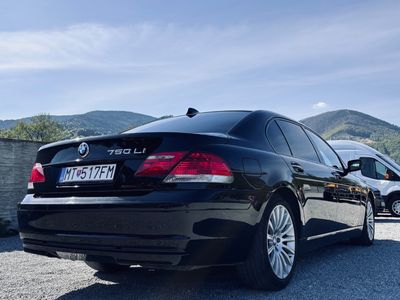 BMW Rad 7 750 i Long A/T - 3