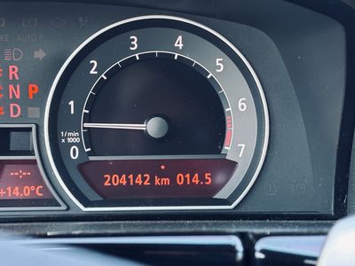 BMW Rad 7 750 i Long A/T - fotografia 39