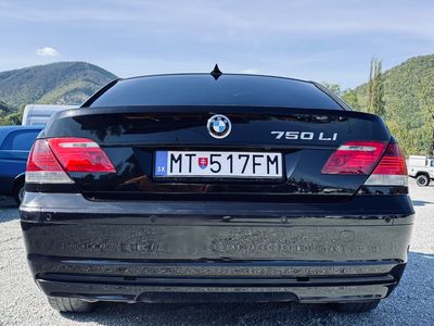 BMW Rad 7 750 i Long A/T - 4