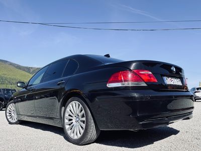 BMW Rad 7 750 i Long A/T - fotografia 8