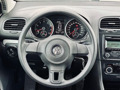 Volkswagen Golf 1.2 TSI 85k Comfortline - fotografia 37