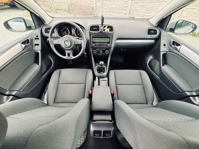 Volkswagen Golf 1.2 TSI 85k Comfortline - fotografia 38