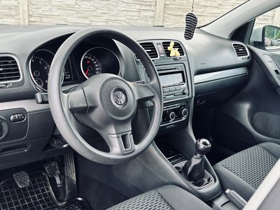 Volkswagen Golf 1.2 TSI 85k Comfortline - fotografia 39