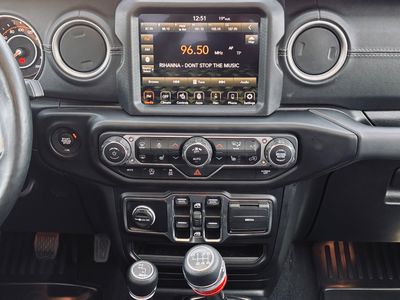Jeep Gladiator 3.6 v6 Overland 3400km - fotografia 37