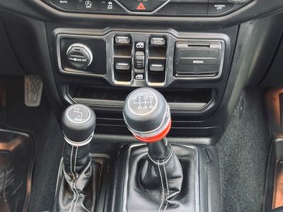 Jeep Gladiator 3.6 v6 Overland 3400km - fotografia 38