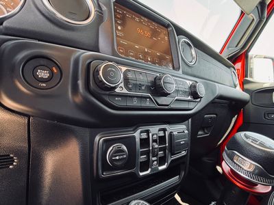 Jeep Gladiator 3.6 v6 Overland 3400km - fotografia 46