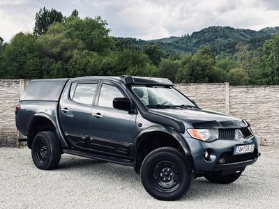 Mitsubishi L 200 L200 2.5 DI-D Double Cab Intense