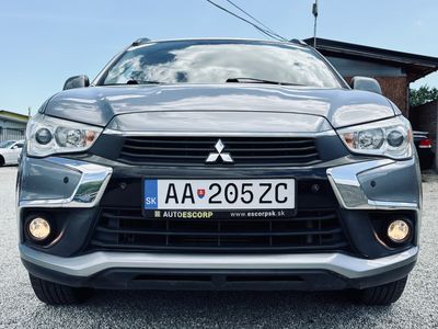 Mitsubishi ASX 1.6 DI-D Intense+ 4WD - fotografia 11