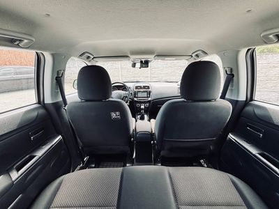Mitsubishi ASX 1.6 DI-D Intense+ 4WD - fotografia 32