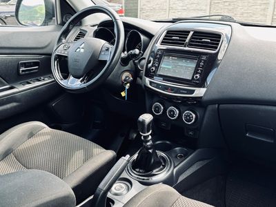 Mitsubishi ASX 1.6 DI-D Intense+ 4WD - fotografia 34