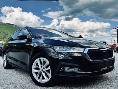 Škoda Octavia Combi 2.0 TDI SCR Style DSG - fotografia 33