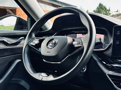 Škoda Octavia Combi 2.0 TDI SCR Style DSG - fotografia 41