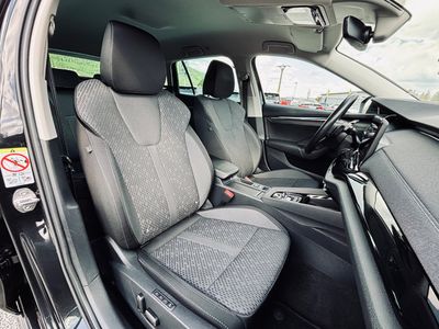 Škoda Octavia Combi 2.0 TDI SCR Style DSG - fotografia 48