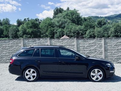 Škoda Octavia Combi 2.0 TSI RS DSG - fotografia 13