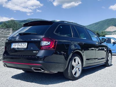 Škoda Octavia Combi 2.0 TSI RS DSG - fotografia 15